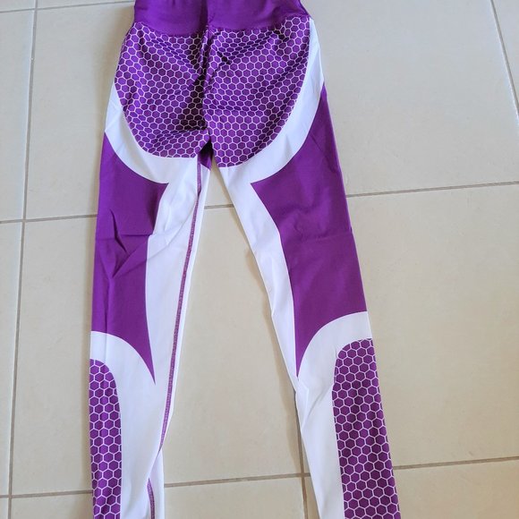 NWOT Sexy Leggings Gym Pants. - Picture 8 of 15